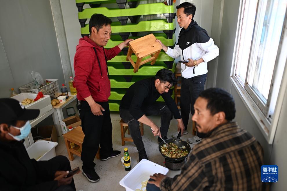 辉煌糖果派对网站